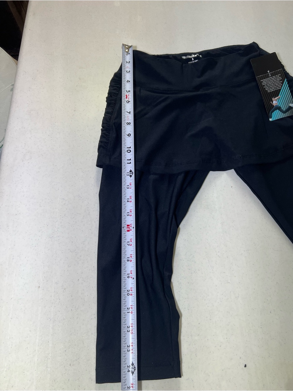 NWT Marika Tek PWR-TEK Ruched Skirted Capri Leggings - Black (Size Small) - Picture 7 of 7